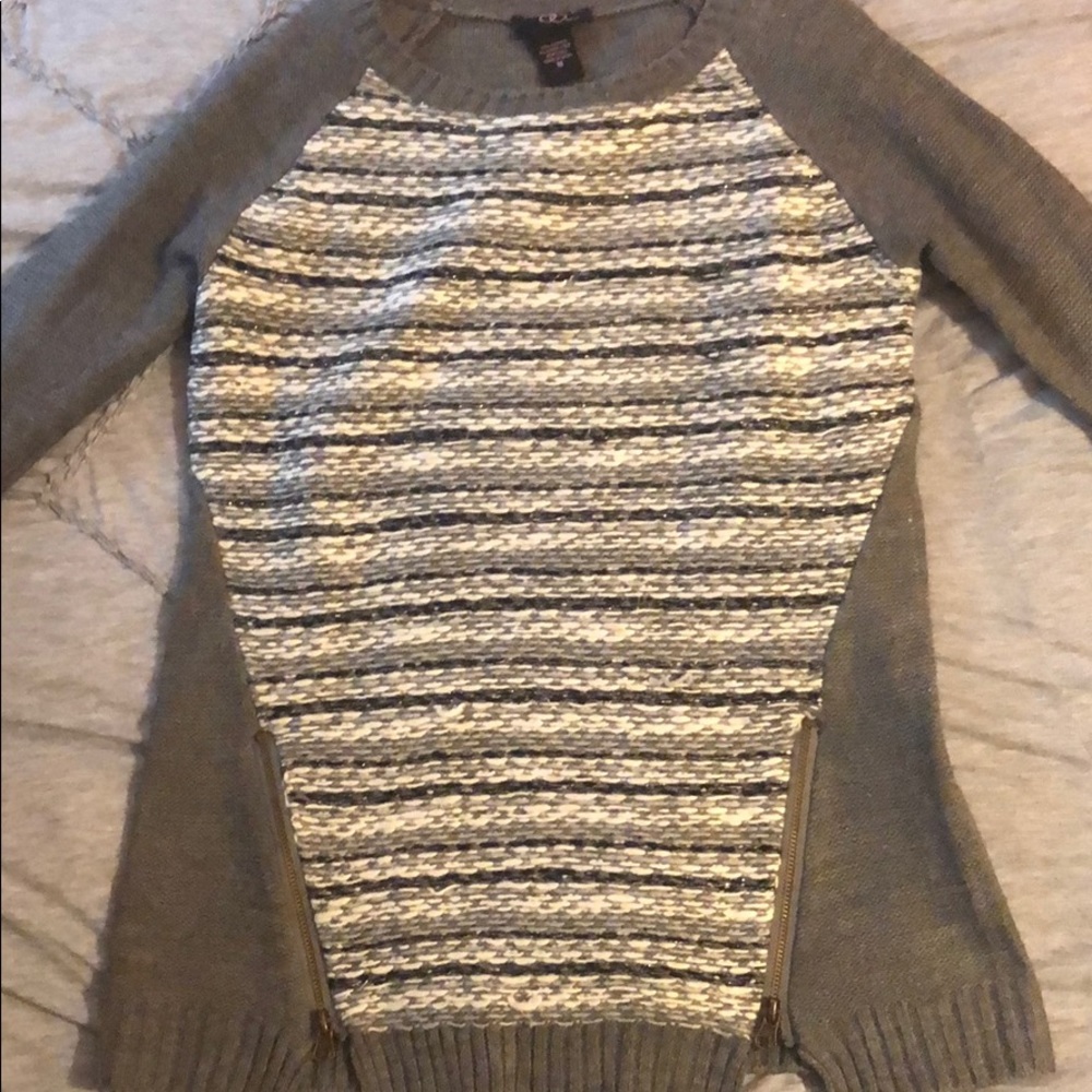 Long sleeve sweater